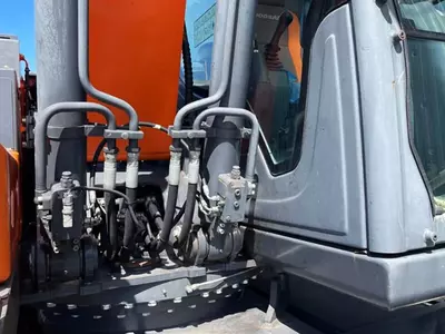 Колёсный экскаватор Doosan DX170W-5