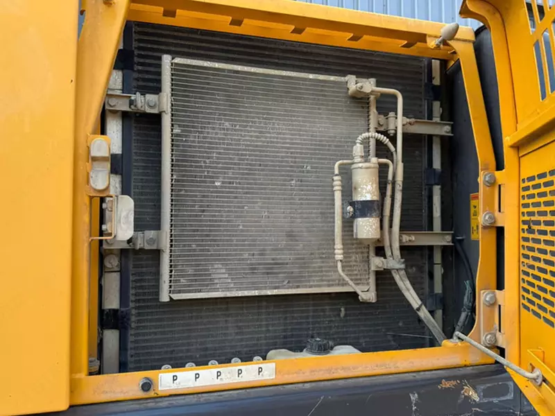 Колёсный экскаватор Volvo EW 180C