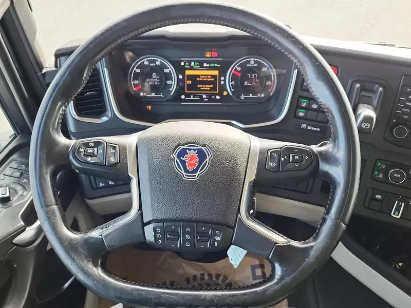 Тягач Scania R500 6X2