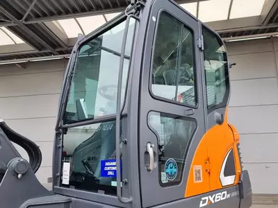 Kolёsli ekskavator Doosan DX60W