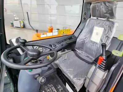 Kolёsli ekskavator Doosan DX60W