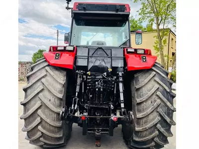 Колесный трактор Case IH Magnum 7210