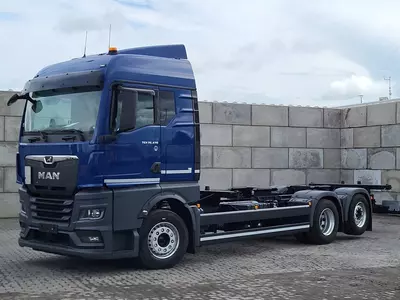 Toshiladigan yuk qutisi bilan yuk mashinalari MAN TGX 26.470 6X2