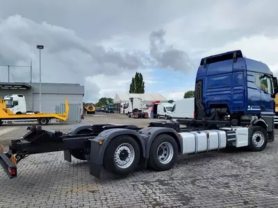 Toshiladigan yuk qutisi bilan yuk mashinalari MAN TGX 26.470 6X2