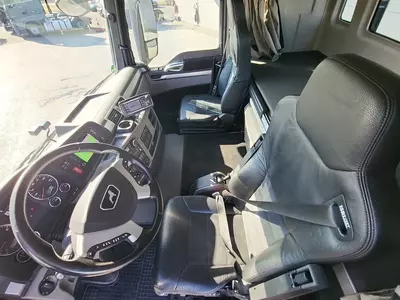 Грузовик MAN TGS 18.510