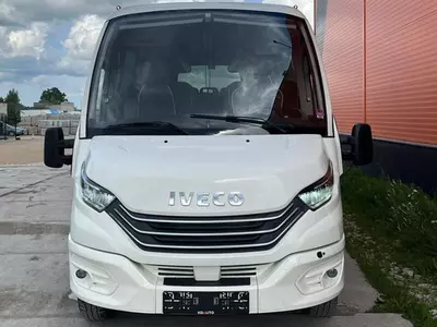 Микроавтобус Iveco First Rosero 70C21