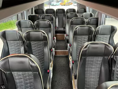 Микроавтобус Iveco First Rosero 70C21