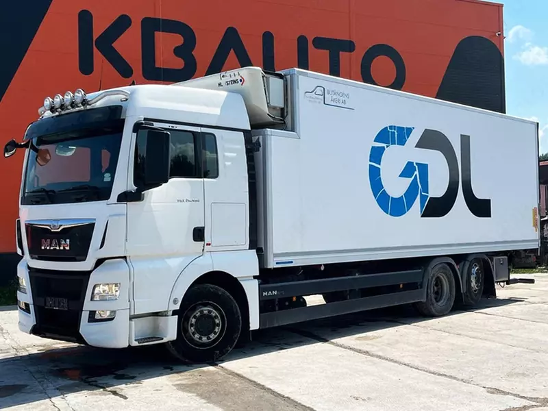 Refrijerator MAN TGX 26.480 6x2 4 HULTSTEINS