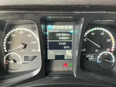 Самосвал Mercedes-Benz Arocs 2658 6x4 RETARDER