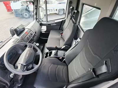 Самосвал Iveco Eurocargo 80E210 4X2 Meiller