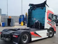 Тягач Volvo FM Electric 4X2 (электро) "Fresh online"©️