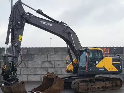 Гусеничный экскаватор Volvo EC300 E L