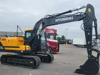 717 195 638.5 so'm Hyundai HX130 N — şassi ekskavatori