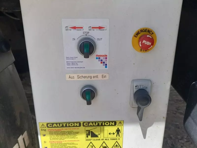 Полуприцеп Reisch подвижный пол