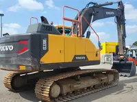 Гусеничный экскаватор Volvo EC220 E L Только в розницу