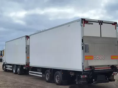 Yuk mashinasi tirkama Scania R410