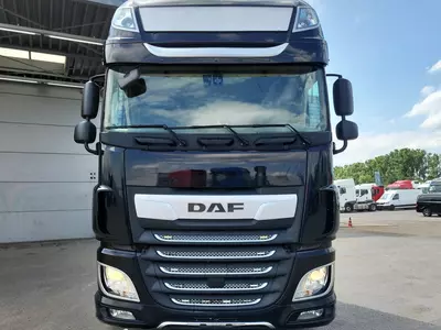 DAF XF 480 6X2 tortuvchi yuk mashinasi