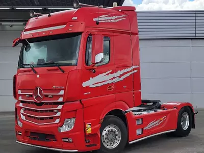Тягач Mercedes Actros 2063 4X2