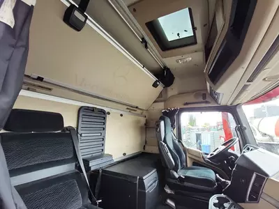 Тягач Mercedes Actros 2063 4X2