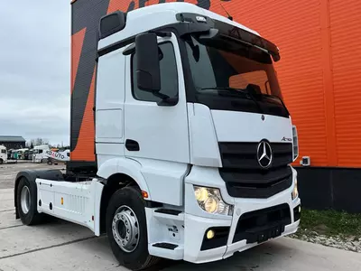 Тягач Mercedes-Benz Actros 1842 4x2 STREAM SPACE / RETARDER