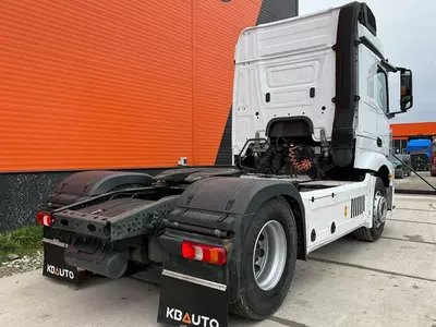 Тягач Mercedes-Benz Actros 1842 4x2 STREAM SPACE / RETARDER