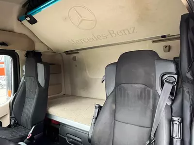 Тягач Mercedes-Benz Actros 1842 4x2 STREAM SPACE / RETARDER