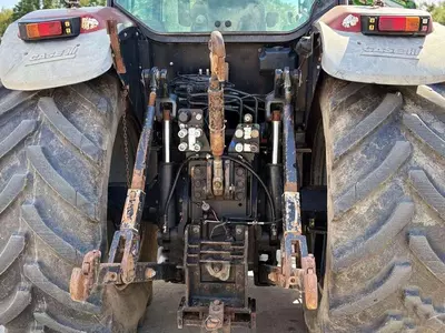 Колесный трактор Case IH Maxxum MX170