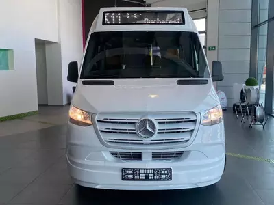 Микроавтобус Mercedes-Benz Sprinter 517