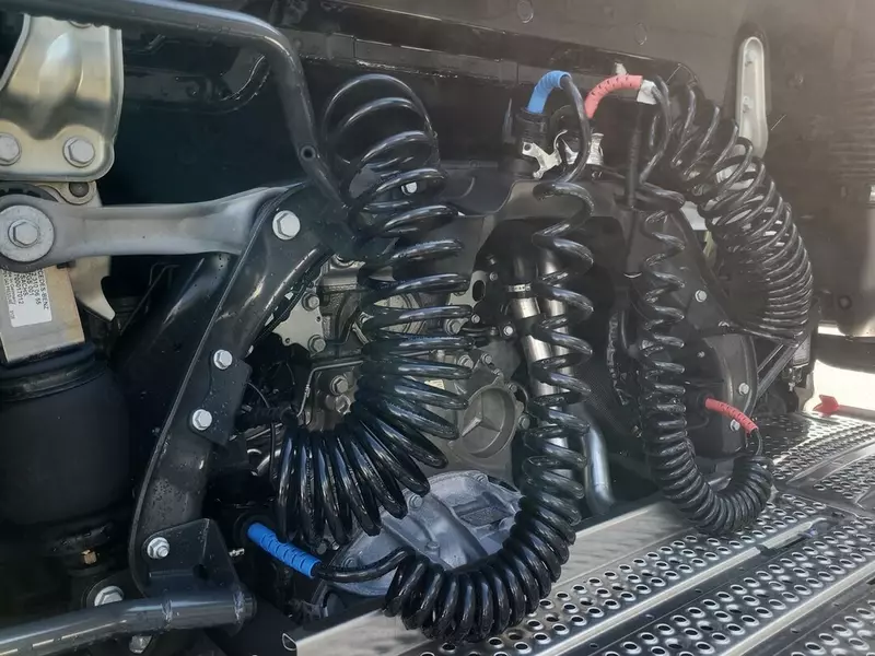 Mercedes Actros L 1863 4X2 tortuvchi yuk mashinasi