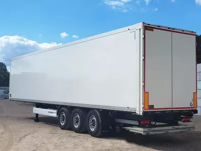Полуприцеп Wielton Closed Box