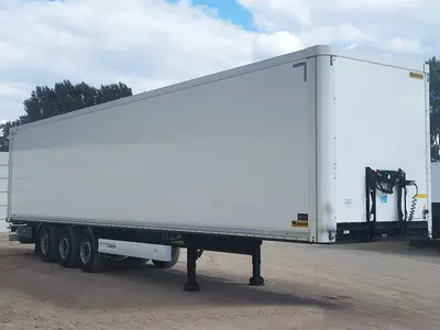 Полуприцеп Wielton Closed Box
