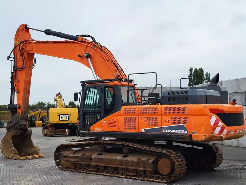 Doosan DX420 LC-5 gusenitsali ekskavator