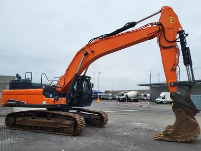 Doosan DX420 LC-5 gusenitsali ekskavator