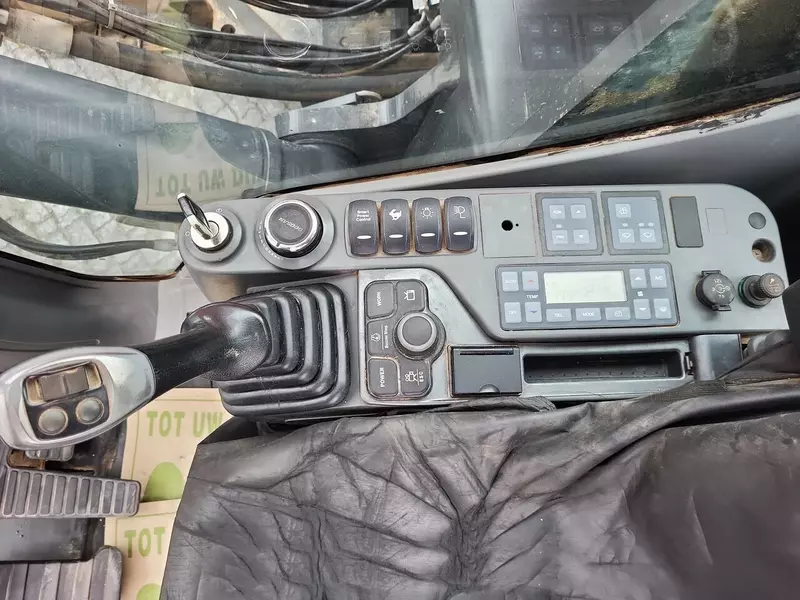 Doosan DX420 LC-5 gusenitsali ekskavator