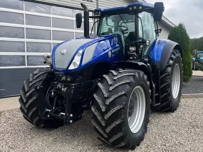 Колесный трактор New Holland T7.315
