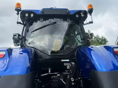 Колесный трактор New Holland T7.315