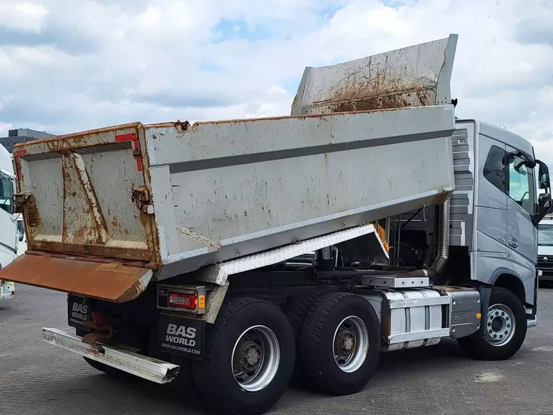 Samossal Volvo FH16 650 6X4