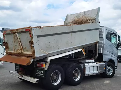 Samossal Volvo FH16 650 6X4