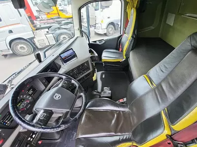 Samossal Volvo FH16 650 6X4