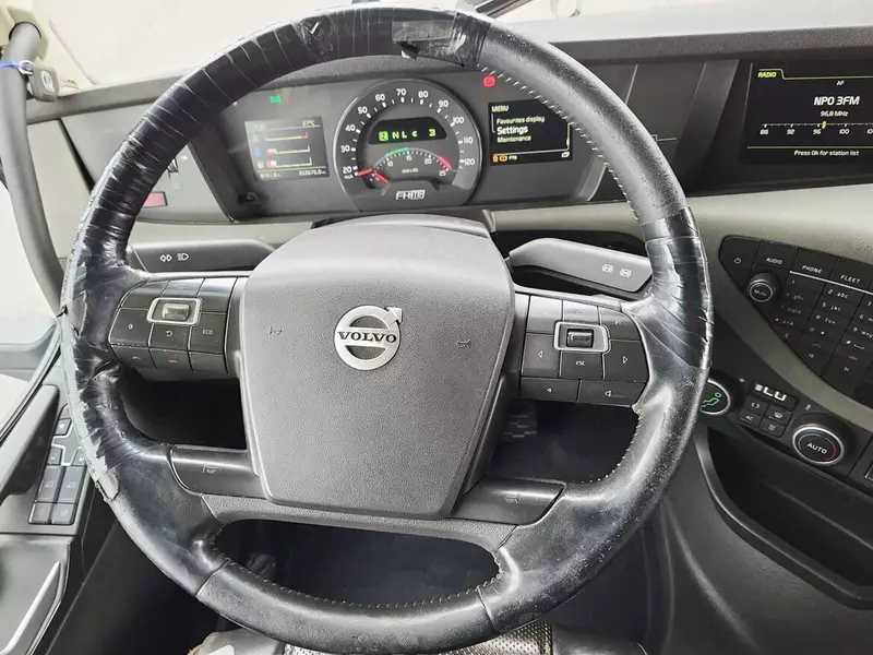 Samossal Volvo FH16 650 6X4