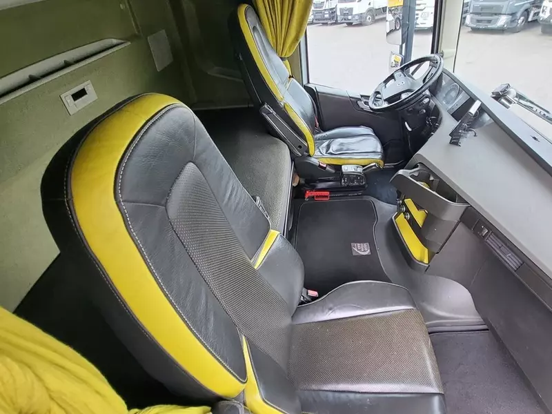 Samossal Volvo FH16 650 6X4