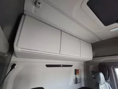 Тягач Scania R 590 6X4