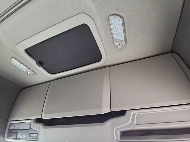 Tortuvchi Scania R 590 6X4