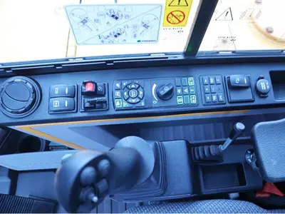 Volvo EW60E g‘ildirakli ekskavator