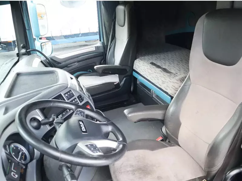 Автовоз DAF XF 460 6X2