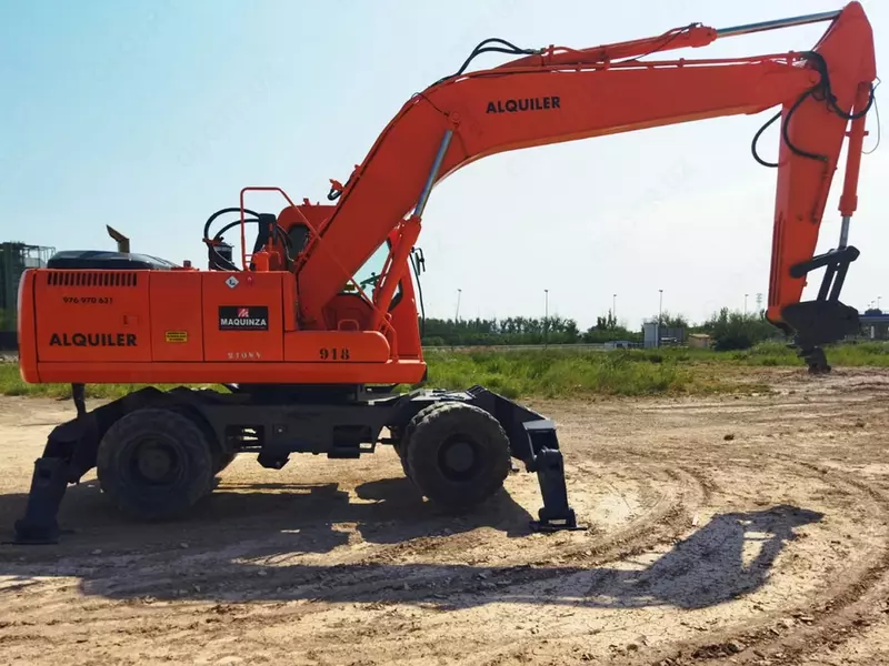 DAEWOO 210 W-V M4E (LOC) g‘ildirakli ekskavator