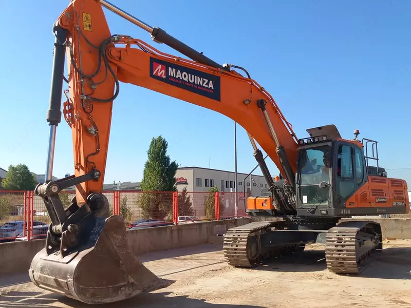 Гусеничный экскаватор DOOSAN DX350LC-7