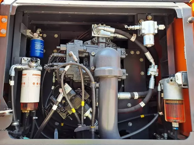 Гусеничный экскаватор Doosan DX 530 LC-7 M