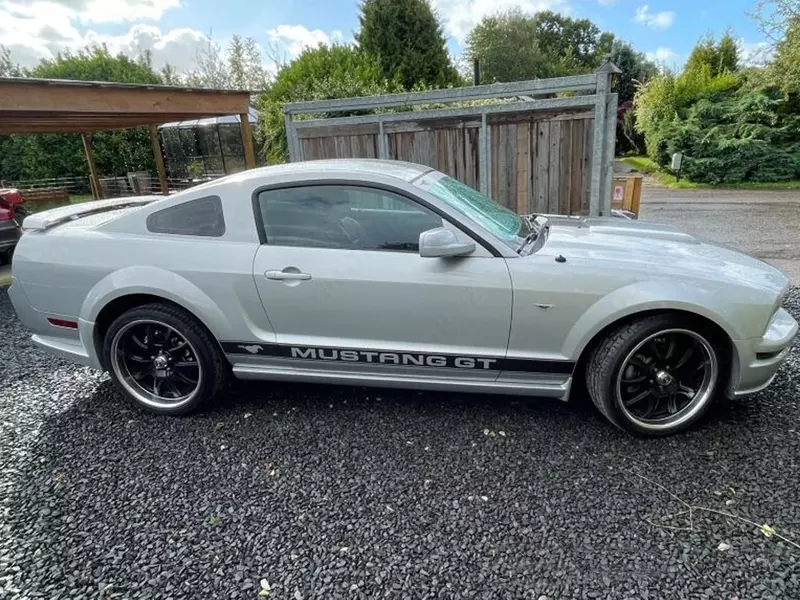 Культовая спортивная модель Ford Mustang GT