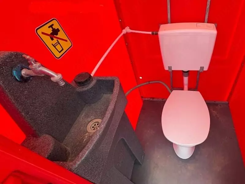 Sanitariya konteyneri Toiletkabine